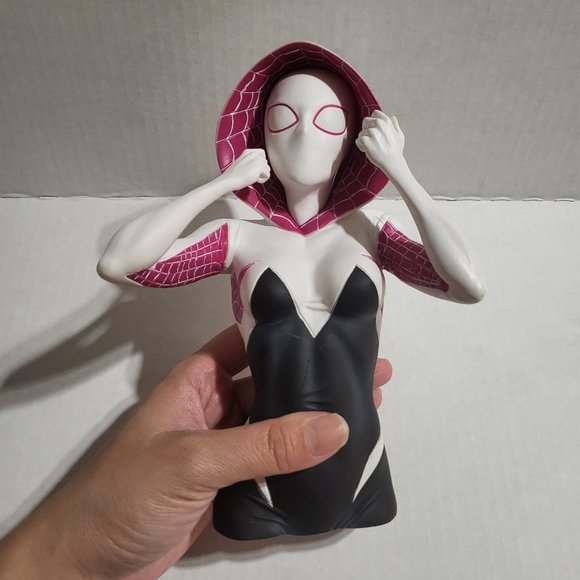 Marvel Comics Spider Gwen Bust Bank Action Figure Coin Bank 7.5" Tall - Picture 4 of 7
